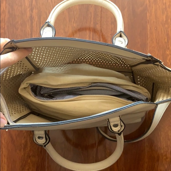 Pinkstix Purse - Picture 3 of 4